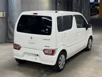 Suzuki WAGON R лот № 3069 оценка R  с аукциона в Японии 4