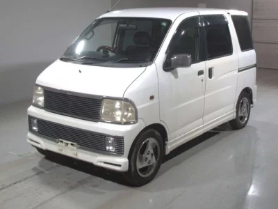 Daihatsu Atrai Wagon  с аукциона в Японии