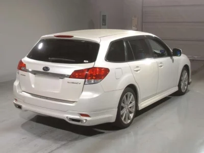 Subaru LEGACY  с аукциона в Японии
