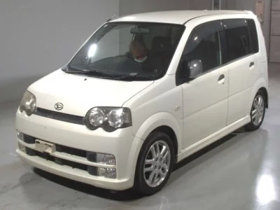 Daihatsu MOVE  с аукциона в Японии