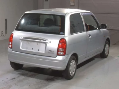 Daihatsu MIRA  с аукциона в Японии