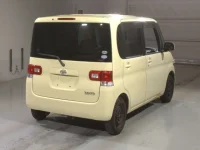Daihatsu TANTO лот № 4390 оценка R  с аукциона в Японии 1