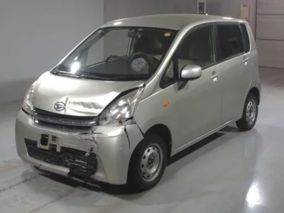 Daihatsu MOVE  с аукциона в Японии