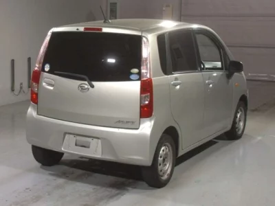 Daihatsu MOVE  с аукциона в Японии