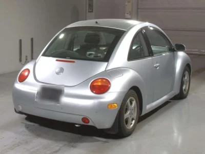 Volkswagen NEW BEETLE