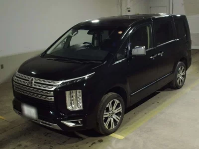 Mitsubishi DELICA D5