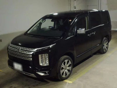 Mitsubishi DELICA D5