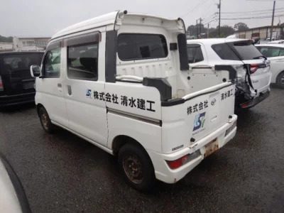 Daihatsu Hijet Deck Van