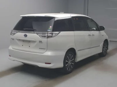 Toyota ESTIMA HYBRID