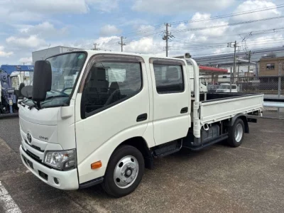 Toyota DYNA  с аукциона в Японии