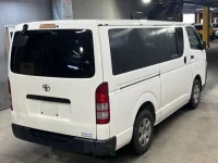 Toyota HIACE VAN лот № 47 оценка R  с аукциона в Японии 4