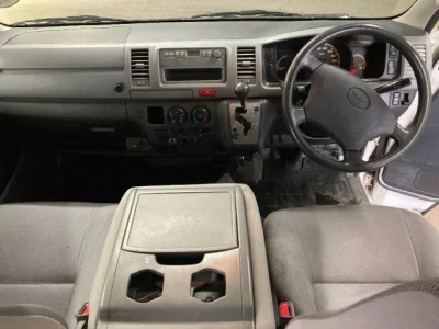 Toyota HIACE VAN  с аукциона в Японии