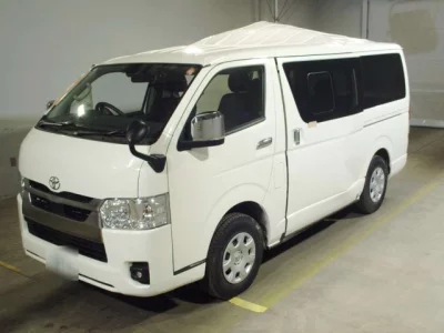 Toyota HIACE VAN  с аукциона в Японии