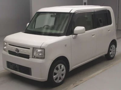 Toyota Pixis Space