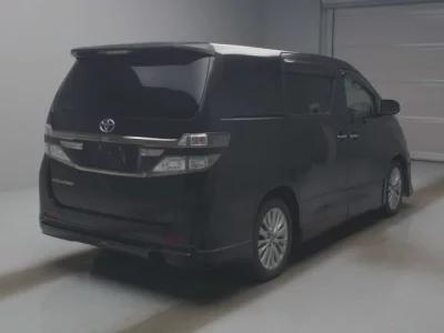 Toyota VELLFIRE  с аукциона в Японии