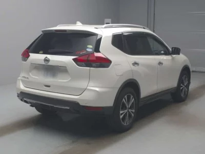 Nissan X-TRAIL  с аукциона в Японии