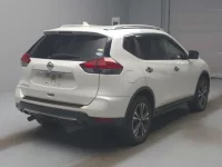 Nissan X-TRAIL лот № 20184 оценка R  с аукциона в Японии 1