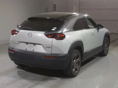 Mazda MX-30  с аукциона в Японии