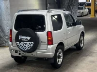 Suzuki JIMNY лот № 305 оценка 3.5  с аукциона в Японии 4