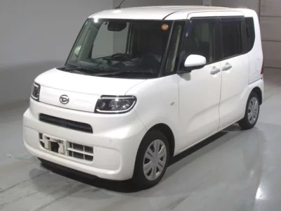 Daihatsu TANTO  с аукциона в Японии
