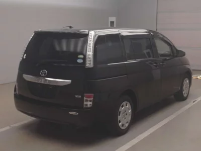 Toyota ISIS
