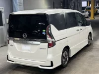 Nissan SERENA лот № 3009 оценка 4.5  с аукциона в Японии 4