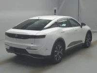 Toyota CROWN CROSSOVER лот № 70038 оценка 4  с аукциона в Японии 1