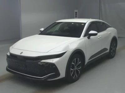 Toyota CROWN CROSSOVER  с аукциона в Японии
