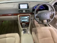 Toyota PROGRES лот № 1084 оценка 3.5  с аукциона в Японии 2