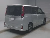 Toyota NOAH лот № 20193 оценка 3.5  с аукциона в Японии 1