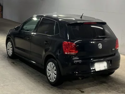 Volkswagen Polo  с аукциона в Японии