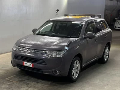 Mitsubishi OUTLANDER  с аукциона в Японии