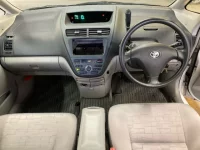 Toyota OPA лот № 2079 оценка 3.5  с аукциона в Японии 2