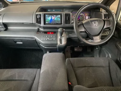 Honda STEP WAGON  с аукциона в Японии