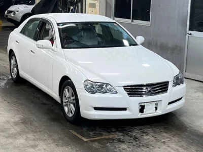 Toyota MARK X  с аукциона в Японии