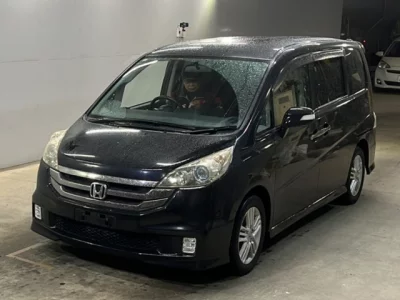 Honda STEP WAGON  с аукциона в Японии