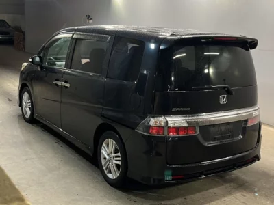 Honda STEP WAGON  с аукциона в Японии