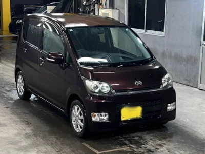 Daihatsu MOVE  с аукциона в Японии