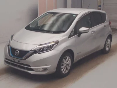 Nissan NOTE  с аукциона в Японии