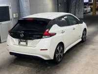 Nissan LEAF лот № 23 оценка 4.5  с аукциона в Японии 4