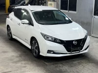 Nissan LEAF лот № 23 оценка 4.5  с аукциона в Японии 3