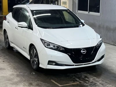Nissan LEAF  с аукциона в Японии