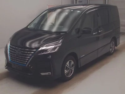 Nissan SERENA  с аукциона в Японии