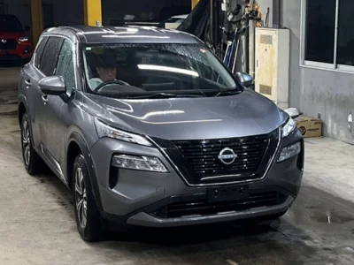 Nissan X-TRAIL  с аукциона в Японии