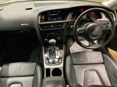 Audi A5  с аукциона в Японии