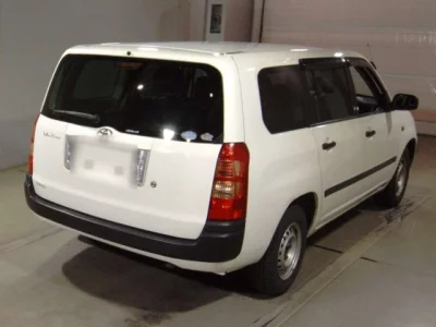 Toyota SUCCEED  с аукциона в Японии