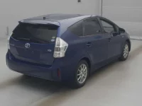 Toyota PRIUS ALPHA лот № 70031 оценка 3.5  с аукциона в Японии 1