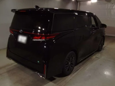 Toyota VELLFIRE  с аукциона в Японии
