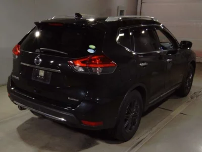 Nissan X-TRAIL  с аукциона в Японии
