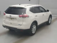 Nissan X-TRAIL лот № 73522 оценка 3.5  с аукциона в Японии 1